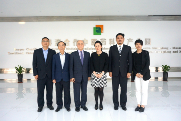 力宝集团董事总经理一行来访粤澳合作中医药科技产业园