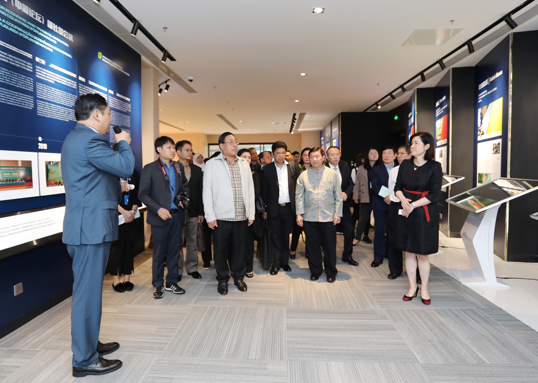 加深了解共享机遇 助力中医药国际化——第五届周边国家“市长参访计划”代表团访问产业园
