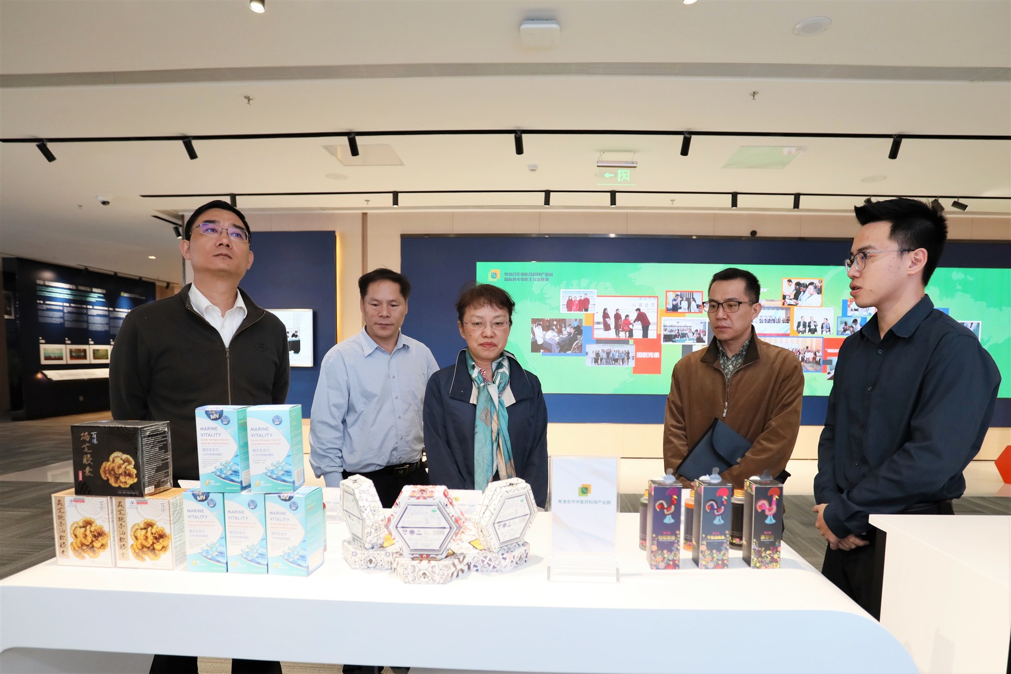 2019年3月27日，海关总署自贸区和特殊监管区域发展司副司长何晓睿一行4人，在横琴新区自贸办副调研员刘荣礼陪同下，到产业园参观考察。
